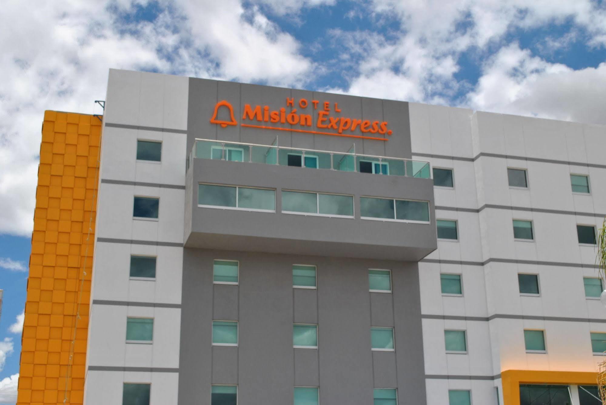 Mision Express Durango Hotel Exterior foto